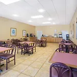 Howard Johnson By Wyndham Lakeland 