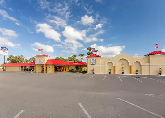 Howard Johnson By Wyndham Lakeland