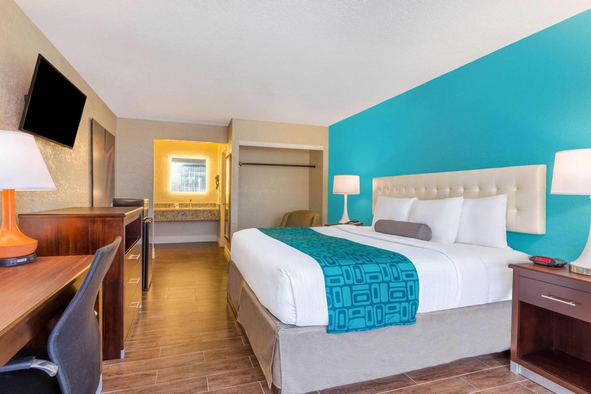 Howard Johnson By Wyndham Motel 2*