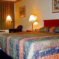 Howard Johnson By Wyndham