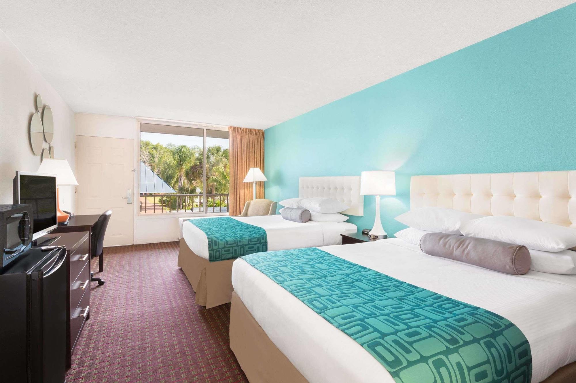 Howard Johnson By Wyndham Lakeland